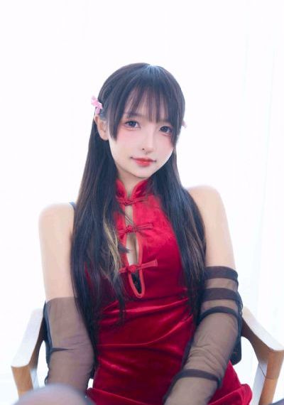 《 最弱无败神装机龙》