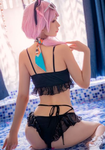 老木匠的三个女儿