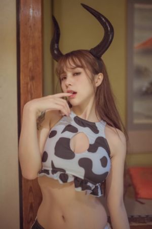 多个美女圣水调教vk