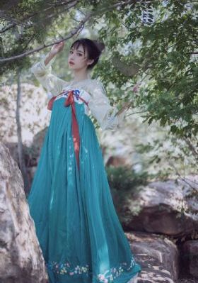 三年免费在线观看